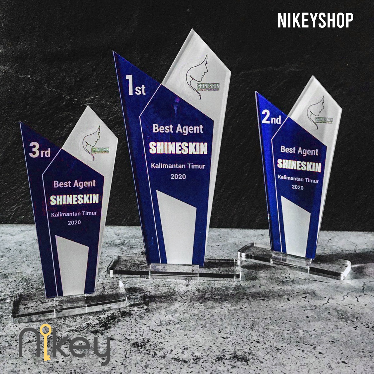 Plakat Piala Custom 3